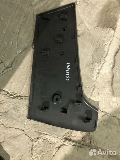 Накладка центральной консоли Опель Инсигния