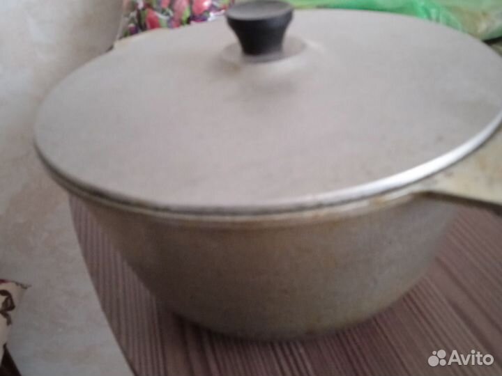 Казан чугунный бу