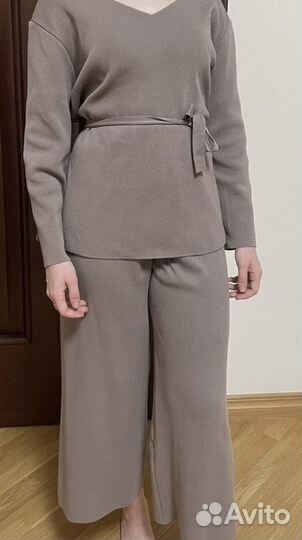 Брючный костюм