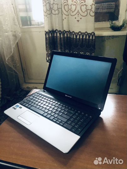 Acer e1 571 i3-3110M/500gb/Geforce 710M 1gb