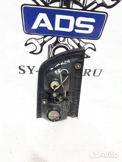 Фонарь внутренний правый Ssangyong Kyron 1 D20DT