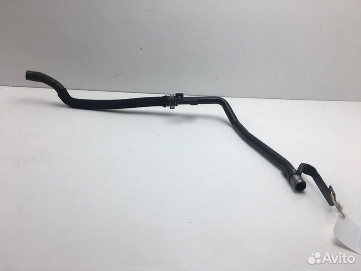 Патрубок системы охлаждения Audi A6 4F2 BDW 2007