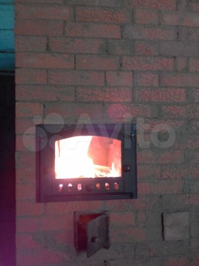 Дом 28 м² на участке 8,3 сот.