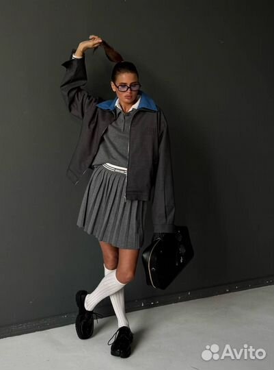 Ветровка Miu miu серая тренд