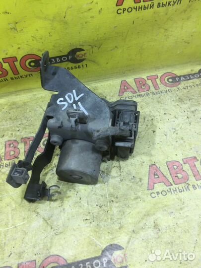 Блок abs Hyundai Solaris G4FC 2013