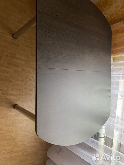 Кухонный стол