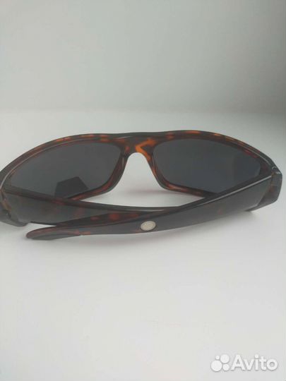 На магните Солнцезащитные очки женские