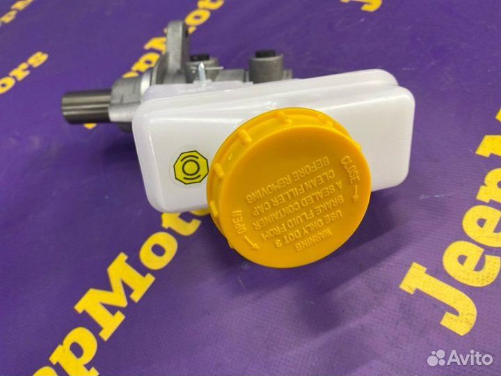 Главный тормозной цилиндр Suzuki Escudo TA74W M16A