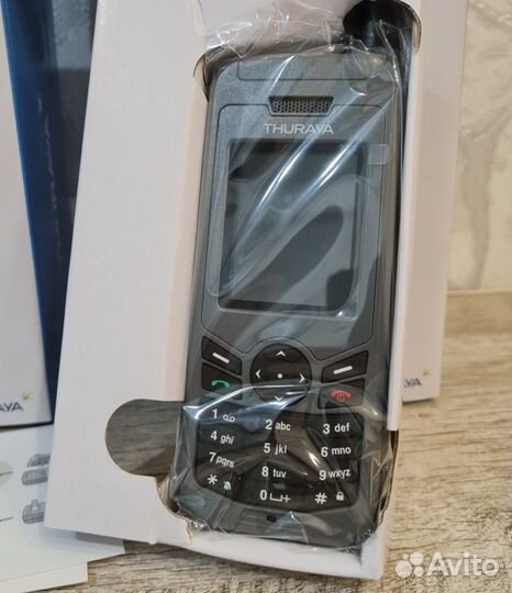 Спутниковый телефон Thuraya XT-Lite