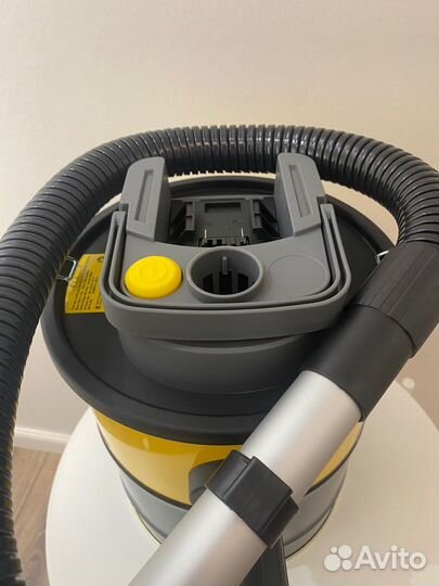 Аккумуляторный пылесос