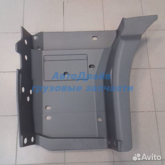 Подножка Mercedes Actros MP1 левая 9416600201