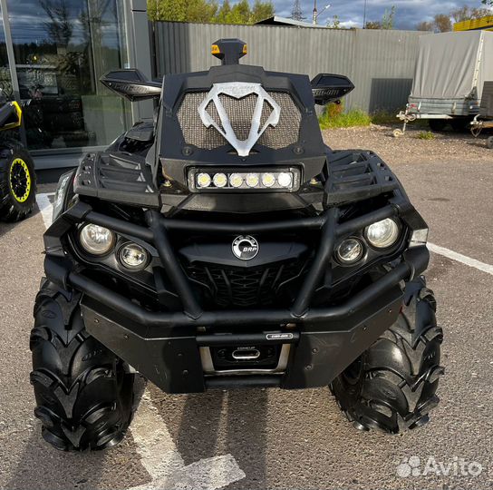 Квадроцикл BRP outlander 1000 XT-P