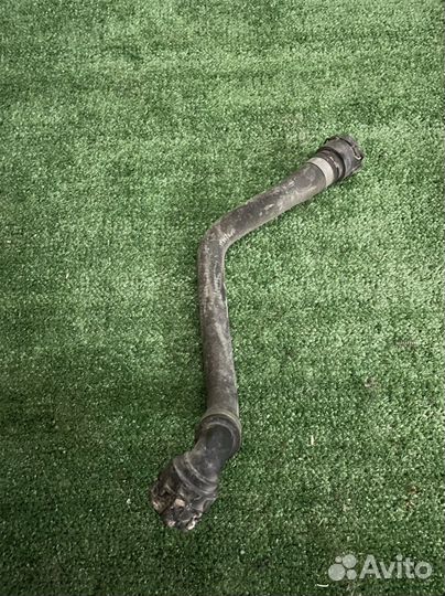 Патрубок системы охлаждения Audi Q5 8R