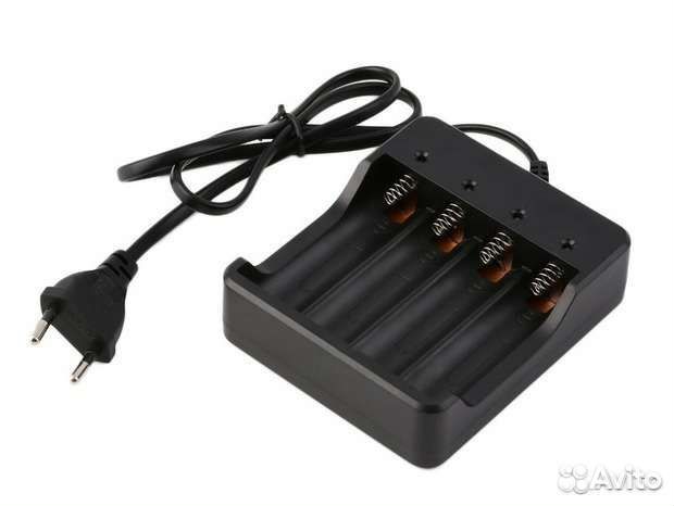 Зарядное устройство для аккумуляторов 18650