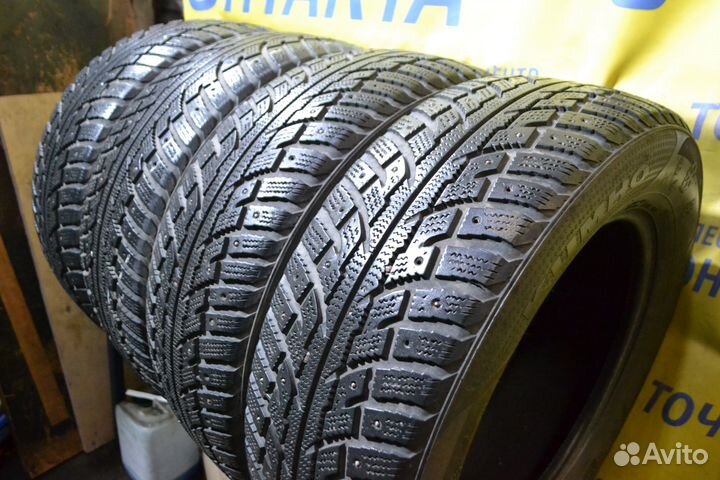 Kumho I'Zen RV Stud KC16 225/65 R17