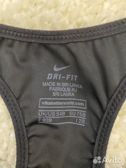 Спортивный топ nike