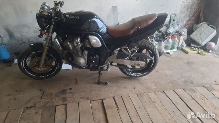 Suzuki gsf 750
