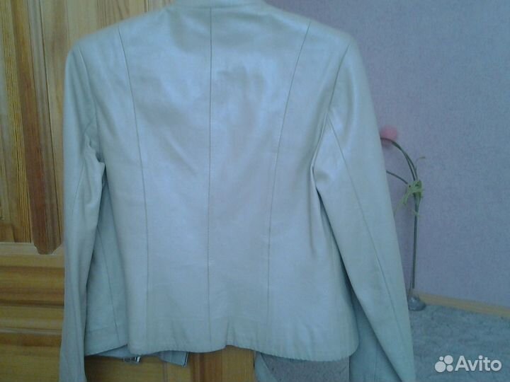 Продаю куртку