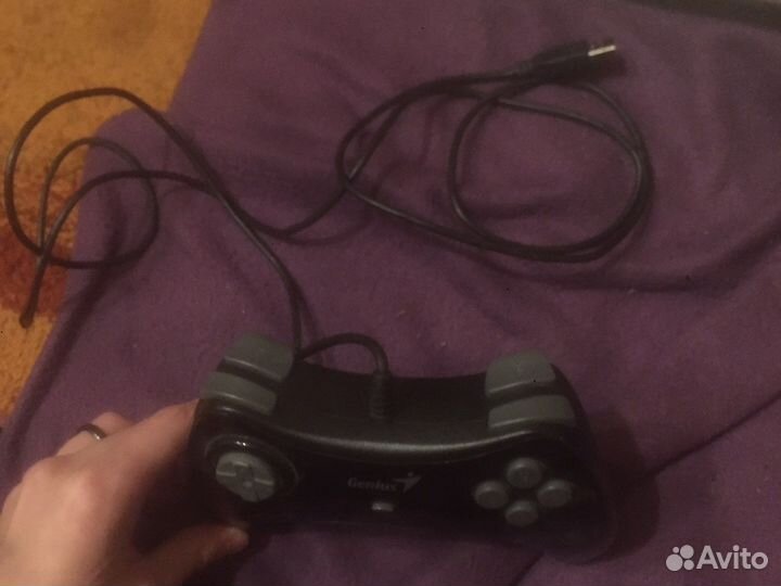 Геймпад genius