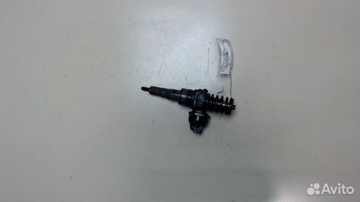 Форсунка топливная Skoda Octavia (A5), 2009
