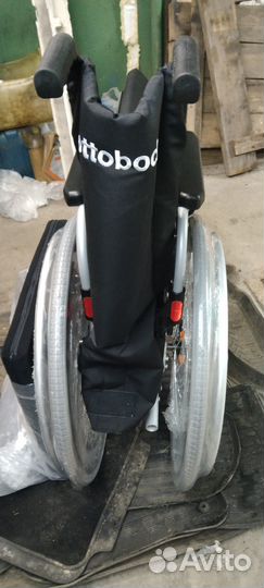 Кресло коляска для инвалидов