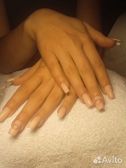 Нужны модели на маникюр