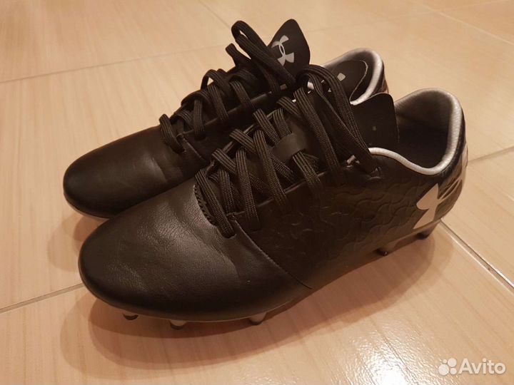 Футбольные бутсы 35 размер under armour