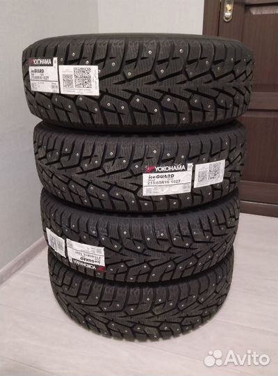 Yokohama Ice Guard Stud IG55 215/65 R16 102T