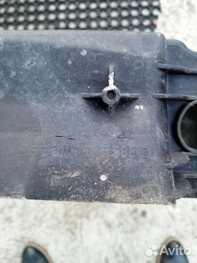 Панель передняя Volkswagen Tiguan 1