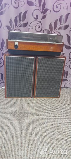 Проигрыватель винила вега 101