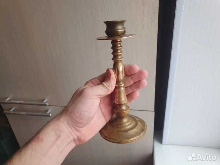 Подсвечник бронзовый