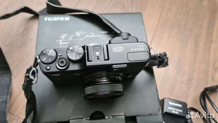 Fujifilm x10, идеальное состояние