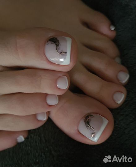 Маникюр и педикюр на дому