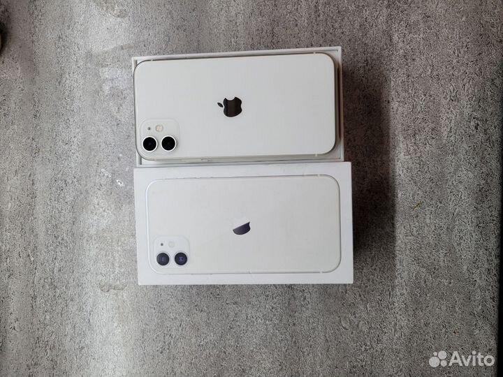 iPhone 11, 64 ГБ