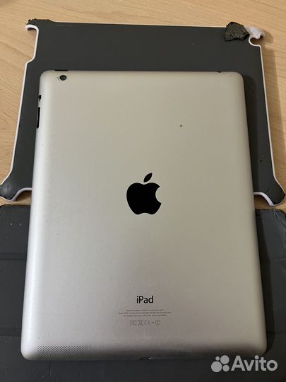 Планшет Apple iPad 4 WiFi 16GB A1458
