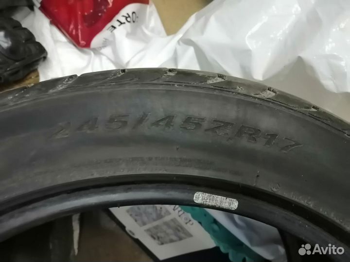 Roadstone N8000 245/45 R17 99W