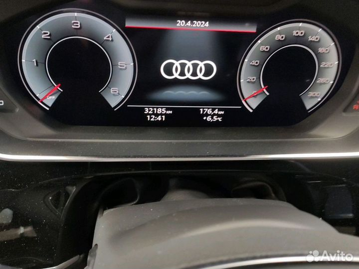 Audi A8 3.0 AT, 2022, 30 000 км