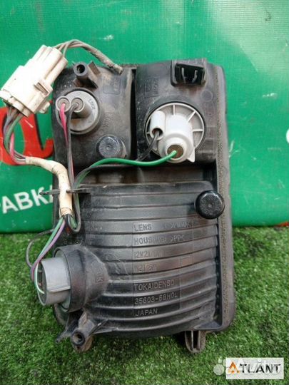 Стоп-сигнал задний левый nissan NV100 clipper