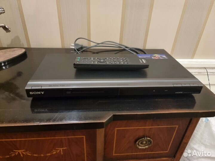 DVD плеер sony
