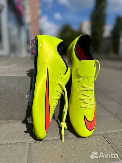 Футбольные бутсы Nike Mercurial Vapor X