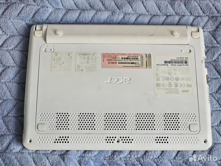 Нетбук acer Aspire one Happy 2