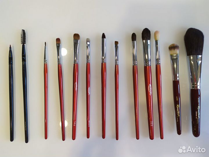 Кисти для макияжа натуральные