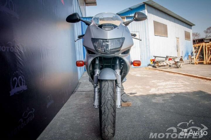 Продам Honda VTR 1000f