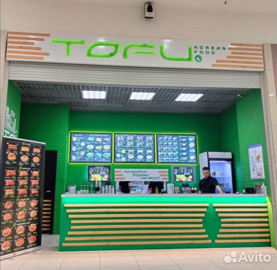 Повар в кафе