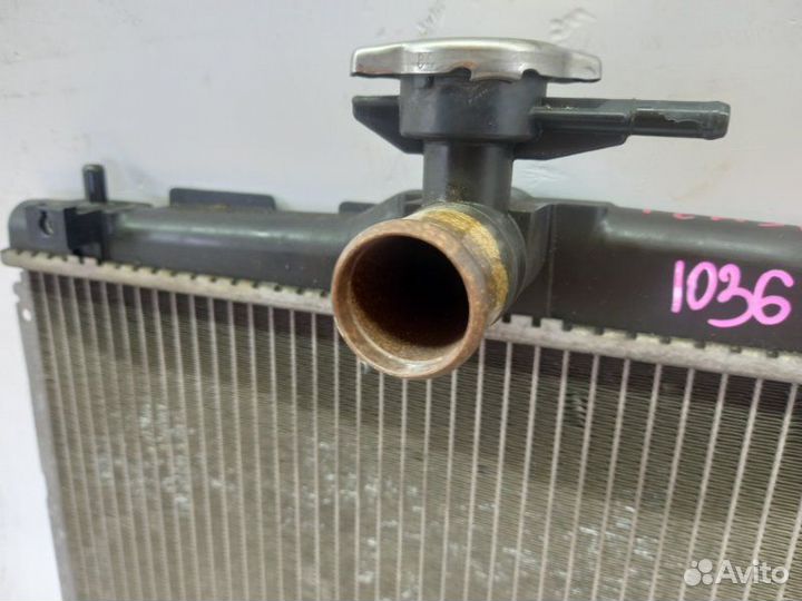 Радиатор двс Toyota Ipsum ACM21 1AZ 2001