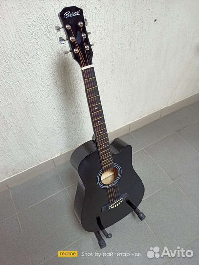 Гитара акустическая