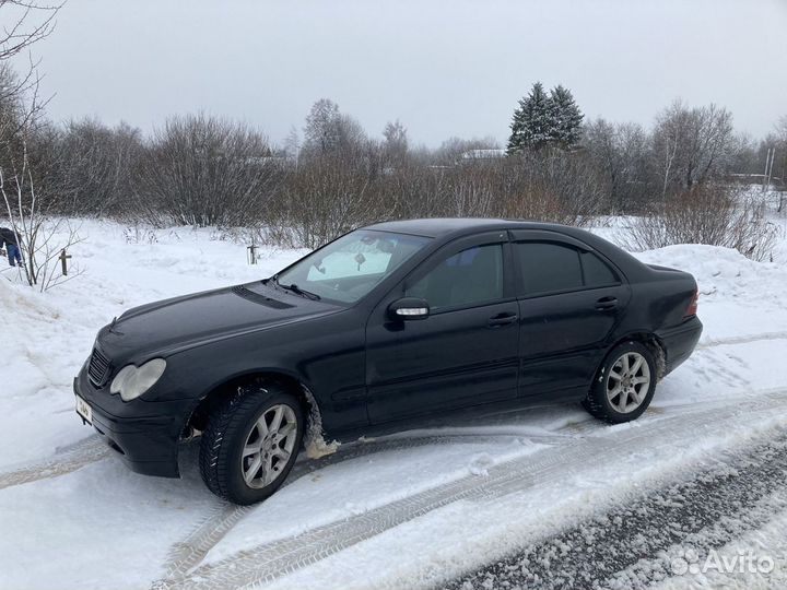 Mercedes-Benz C-класс 2.0 МТ, 2000, 400 000 км