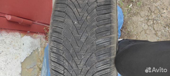 Accelera 651 235/50 R18