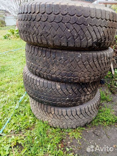 Gislaved Nord Frost 200 235/65 R17