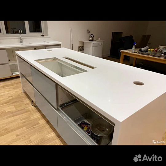 Столешницы и мойки из Акрила/искусственного камня